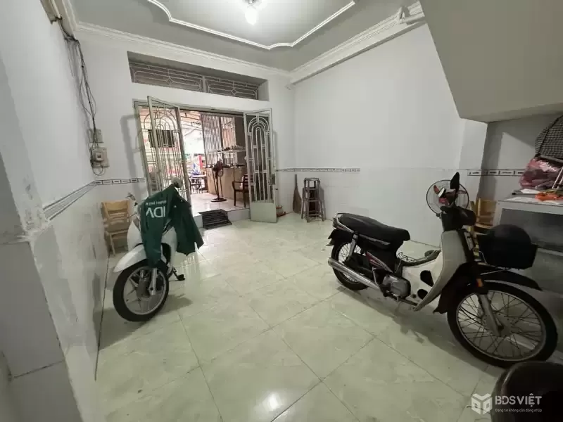 Bán nhà MT Lê Thị Chợ Quận 7 – diện tích 5x24m, 2 tầng, đang kinh doanh CHDV