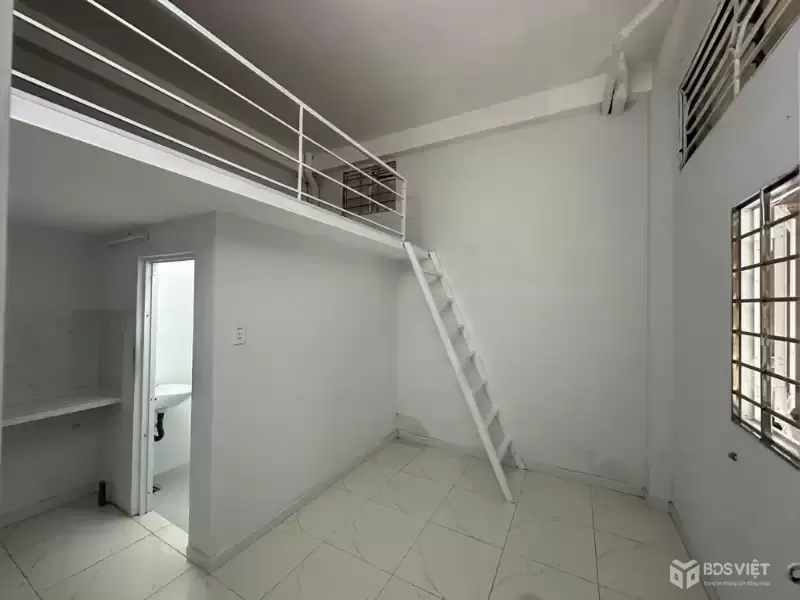 Bán nhà MT Lê Thị Chợ Quận 7 – diện tích 5x24m, 2 tầng, đang kinh doanh CHDV