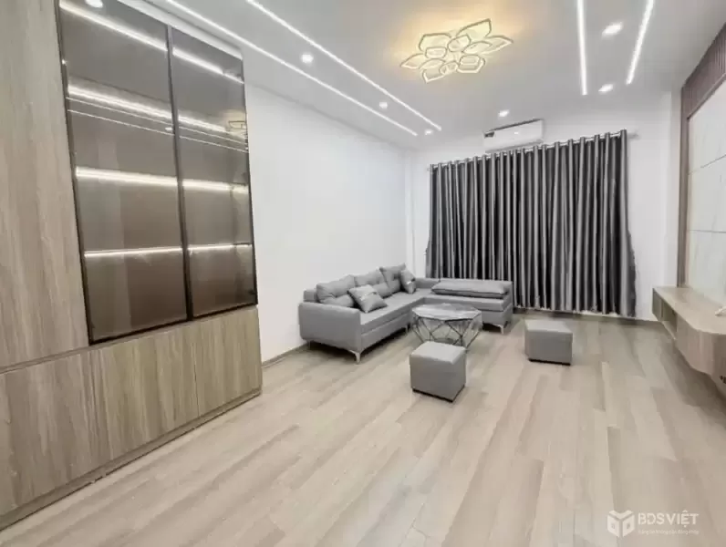 PHỐ XUÂN LA, CHƯA ĐẾN 10 TỶ - 6 TẦNG THANG MÁY, Ô TÔ ĐỖ CỔNG, NỘI THẤT XỊN XÒ.