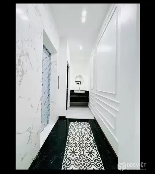 BÁN NHÀ ĐẸP PHƯỜNG CẦU GIẤY 50M 7 TẦNG CÓTHANG MÁY