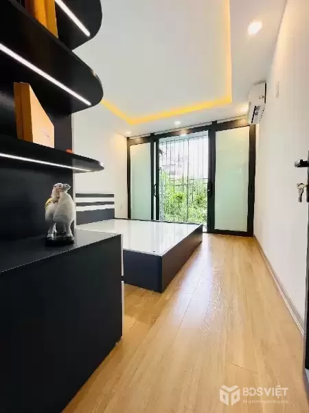 bán tập thể bắc nghĩa tân DT 60m 2 ngủ chỉ 4,080 tỷ,full nội thất,2 thoáng,ô tô đỗ cửa