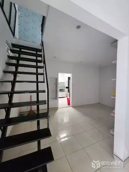 ♥ Nhà kiệt gần MT Lê Đình Dương đi bộ ra Cầu Rồng, 50m2, 2 tầng, thoáng sạch 3.45 tỷ