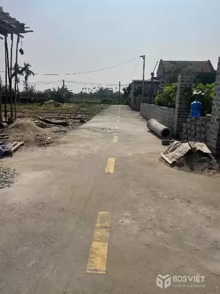 LÔ ĐẸP 84M² – NGANG 4.5M – NGÕ NHỰA 4–5M Ô TÔ TẬN ĐẤT – GIÁ CHỈ ~1 TỶ  ZALO 0567 222 555