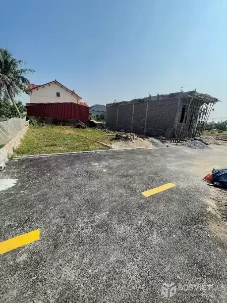 LÔ ĐẸP 84M² – NGANG 4.5M – NGÕ NHỰA 4–5M Ô TÔ TẬN ĐẤT – GIÁ CHỈ ~1 TỶ  ZALO 0567 222 555