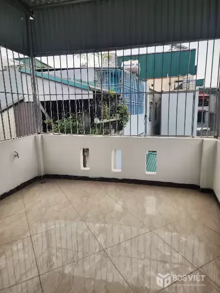 Bán Nhà Dương Văn Bé 37m2. 5 tầng. mặt tiền 3.5m. giá 11 tỷ Hai Bà Trưng Hà Nội