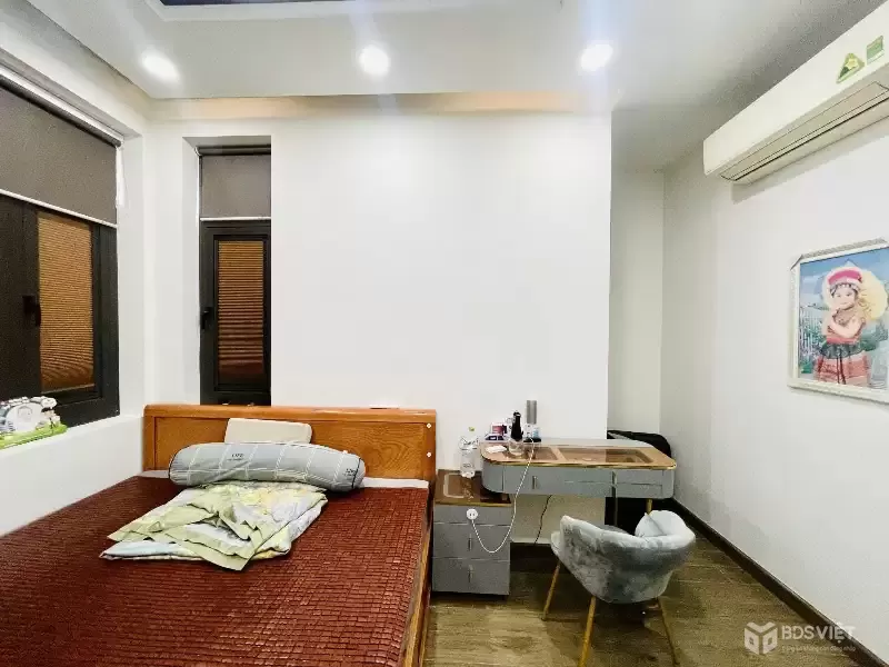 SIÊU PHẨM 4 TẦNG NGAY CHỢ HIỆP BÌNH – Ô TÔ NGỦ TRONG NHÀ – CHỈ HƠN 7 TỶ