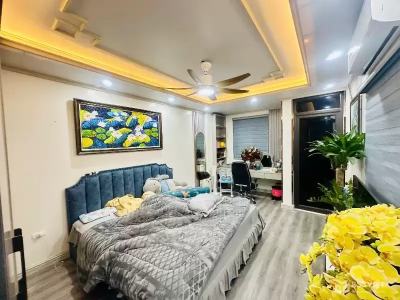 Bán Nhà Phúc Xá 24/43m2  5 tầng. mặt tiền 10m. giá 7.9 Tỷ Ba Đình Hà Nội