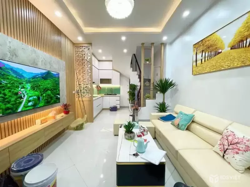NHÀ ĐẸP LIÊN MẠC - DT41M2 - 5 TẦNG - GIÁ 7 ,2 TỶ - LÔ GÓC , Ô TÔ TRÁNH - KINH DOANH