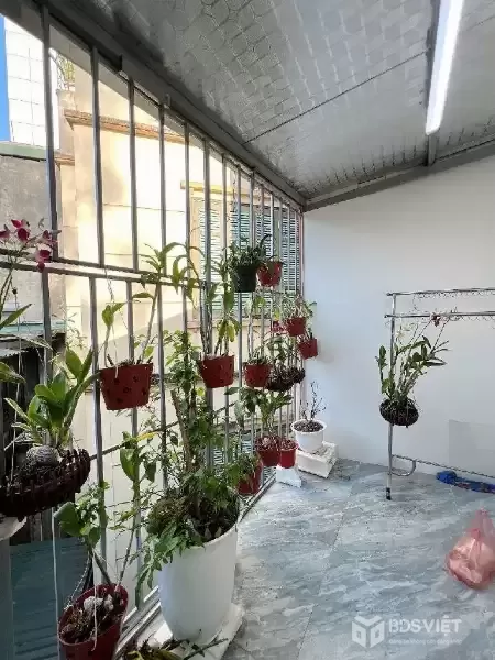 bán nhà quán thánh ba đình 22m x4 tầng 6,9 tỷ lô góc,3 nhà ra phố