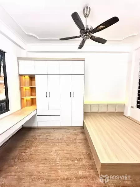 hoàng hoa thám 25m x4 tầng 6,89 tỷ 10m ô tô,20m ra phố,2 mặt ngõ,nhà đẹp