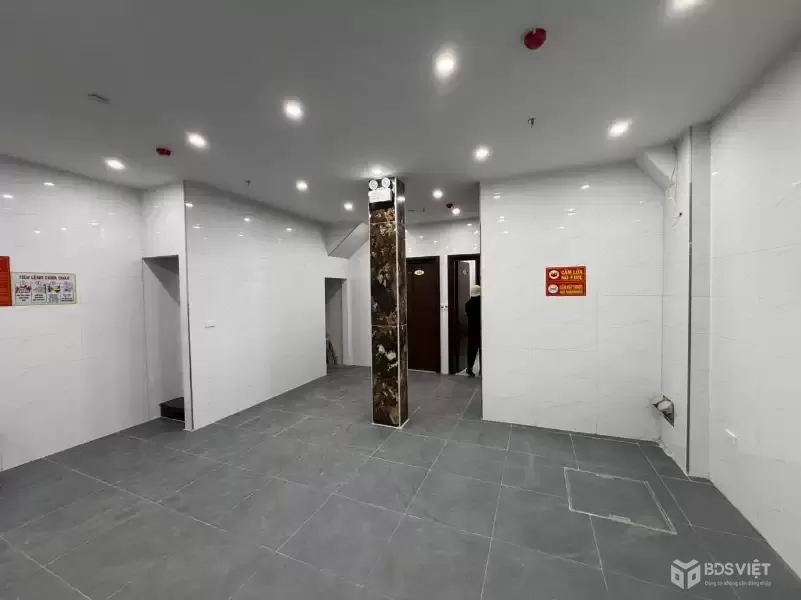 Bán Nhà Trung Tả 70m2.  6 tầng. mặt tiền 6.6m. giá 15.9 tỷ Đống Đa Hà Nội