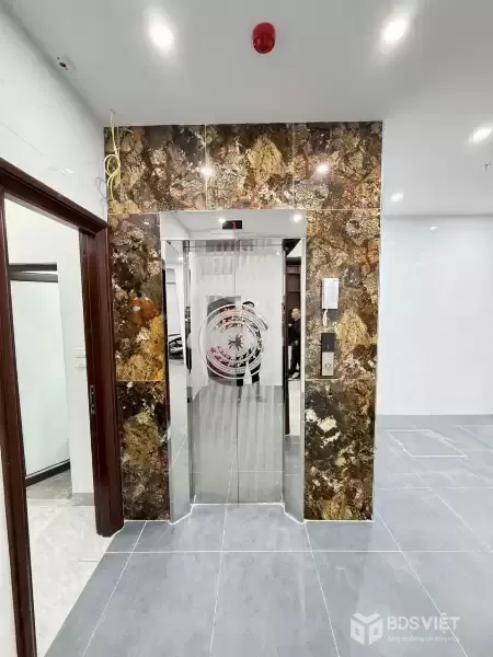 Bán Nhà Trung Tả 70m2.  6 tầng. mặt tiền 6.6m. giá 15.9 tỷ Đống Đa Hà Nội