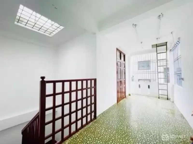 Bán Nhà Đại Từ 32m2. 5 tầng. mặt tiền 5m. giá 8.9 Tỷ Hoàng Mai Hà Nội