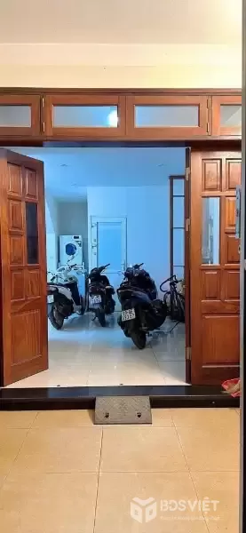 CHỦ NHÀ THIỆN CHÍ BÁN NHÀ PHỐ VÍP VĂN CAO-TT BA ĐÌNH, TÂY HỒ