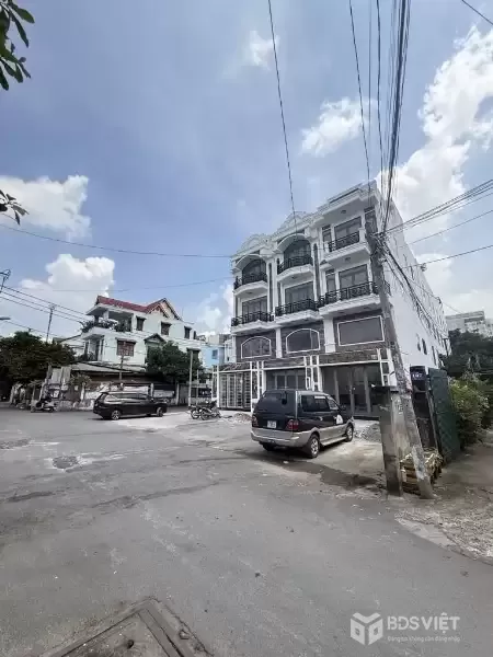 GIÁ 21 TỶ – MẶT TIỀN ĐƯỜNG SỐ – GẦN GIGAMALL – NHÀ TRỆT 3 LẦU – 17 PHÒNG KHAI THÁC DÒNG TIỀN
