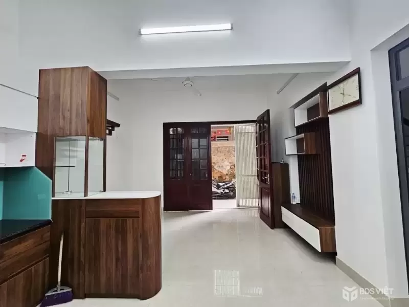 bán nhà thụy khuê 50m x4 tầng 11,8 tỷ lô góc,cách ô tô 30m,60m ra phố,ngõ thông  ba gác