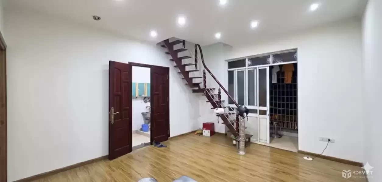 ⚡️: NHÀ ĐẸP - MẶT TIỀN 4M - NGÕ THÔNG RỘNG NÔNG ???? bán nhà  Quốc Tử Giám