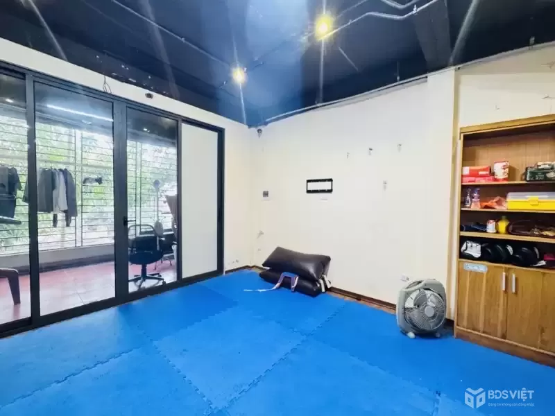 bán nhà đội cấn 45m xMT 4,5m 8,8 tỷ gần phố,dân xây