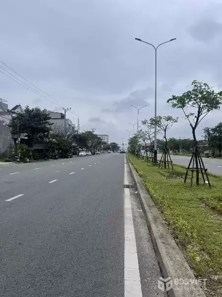 Bán Gấp Đất Mặt Tiền Đường Minh Mạng, Gần Biển Sơn Thủy,125m2, chỉ 15,5 tỷ