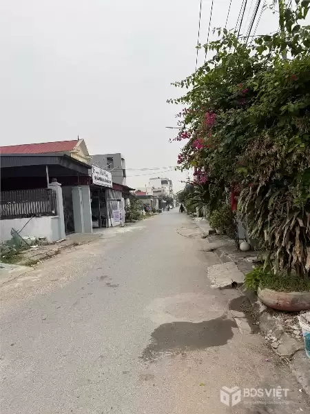 BÁN ĐẤT MẶT ĐƯỜNG HẢI THÀNH 2 – 180M² – KINH DOANH SẦM UẤT – GIÁ TỐT 2X TRIỆU/M²  ZALO 0567 222 555