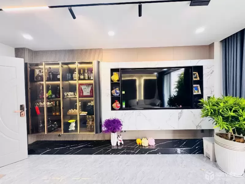 Bán gấp nhà mặt tiền Phạm Ngọc Thạch, Nha Trang - 7 Tầng Thang Máy - Cách biển 300m