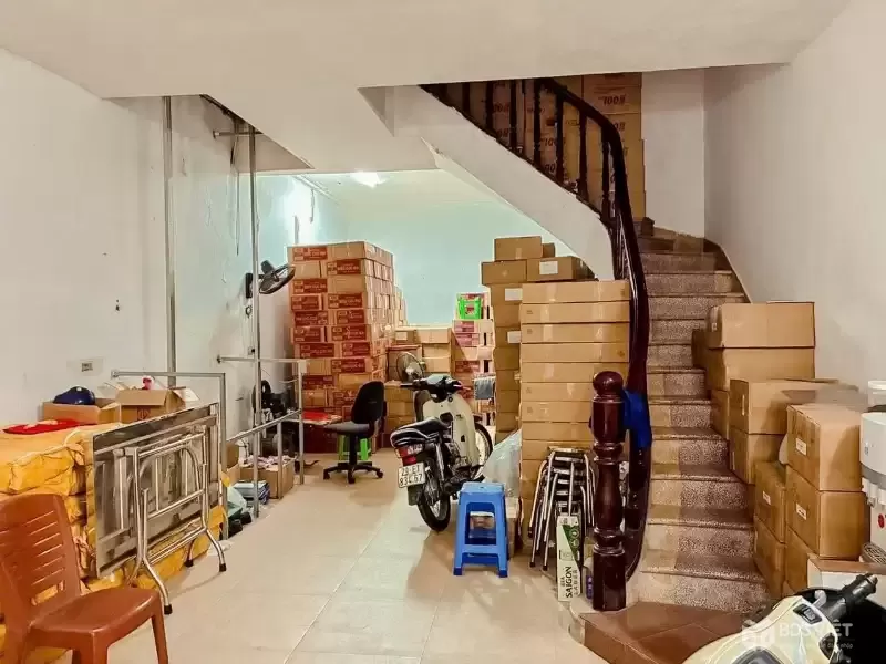 Bán Nhà Tân Ấp 60m2. 5 tầng. mặt tiền 5m. giá 20 Tỷ Ba Đình Hà Nội