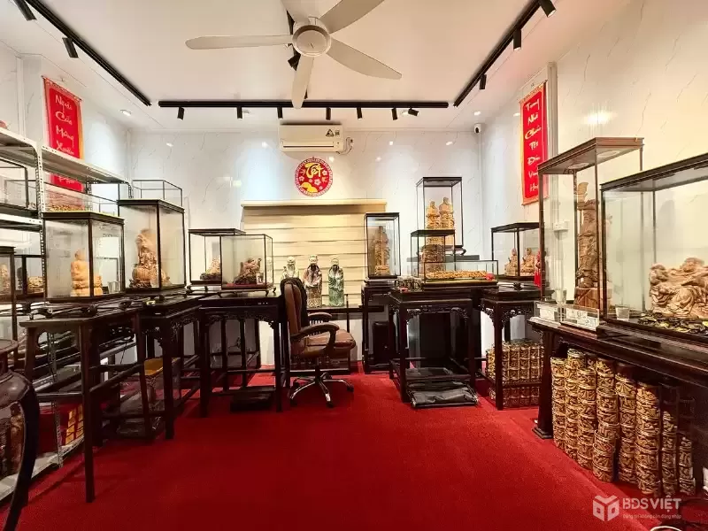 Bán Nhà Võ Văn Dũng 21m2. 3 tầng. mặt tiền 4.5m. giá 11 Tỷ Đống Đa Hà Nội