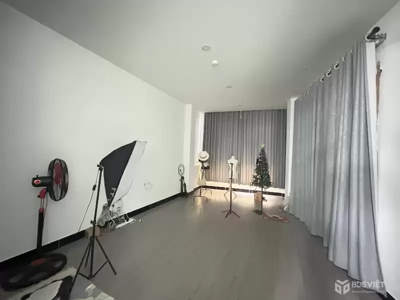 Bán nhà mặt tiền Phan Châu Trinh 52m2, 6 tầng, kinh doanh đỉnh, giá 17 tỷ