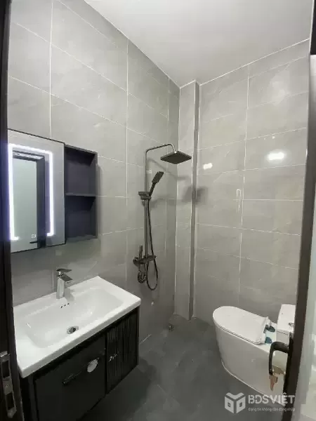 CẦN BÁN GẤP TRƯỚC TẾT NHÀ HOÀNG HOA THÁM , BA ĐÌNH, DIỆN TÍCH 35M2 NHÀ 6 TẦNG