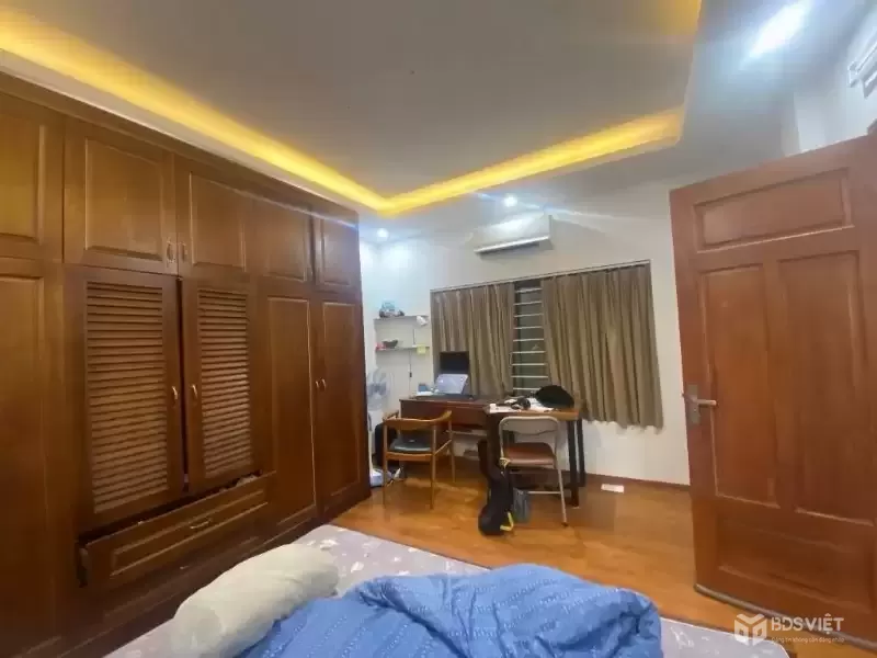 hoàng hoa thám DT 35m x5 tầng 7,8 tỷ ngõ thông,rộng,gần ô tô,full nội thất