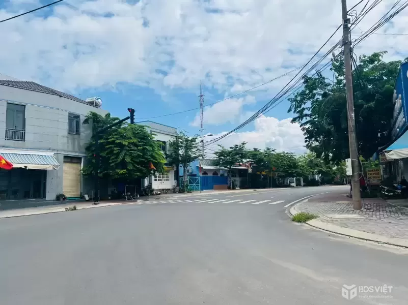 Bán đất Tương Bình Hiệp, 5x24m chỉ 1 tỷ 7 triệu, sổ hồng riêng, xây dựng tự do.