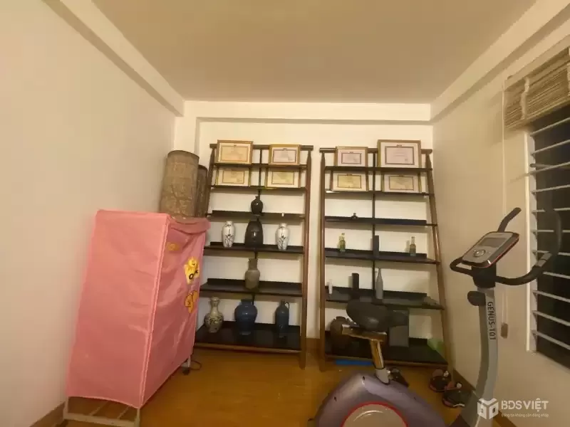 Bán Nhà Hoàng Hoa Thám 30m2. 5 tầng. mặt tiền 6m. giá 7.8 tỷ Ba Đình Hà Nội