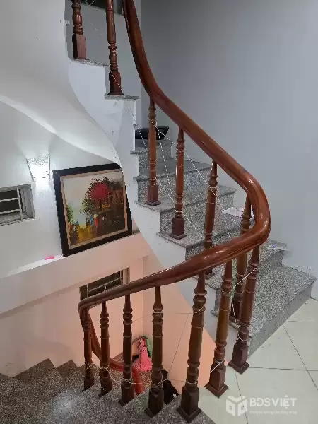 Bán nhà Hòa Bình 7 Minh Khai 43m2. 4 tầng. mặt tiền 4.9m. giá 8.5 tỷ Hai Bà Trưng Hà Nội