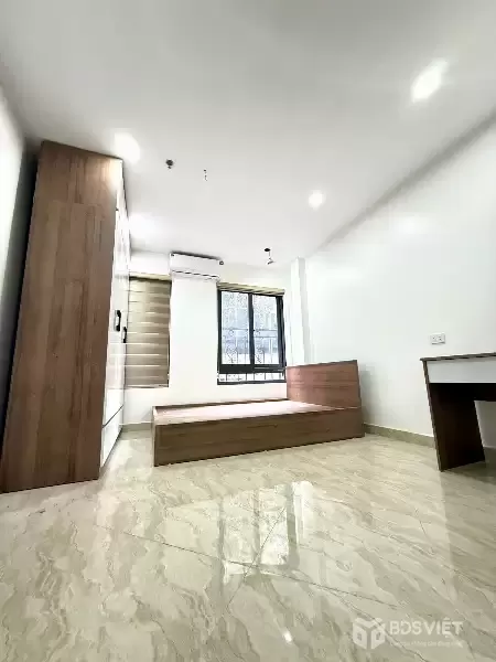 Bán Nhà Cát Linh 45m2. 7 tầng. mặt tiền 3.5m. giá 18.95 Tỷ Đống Đa Hà Nội