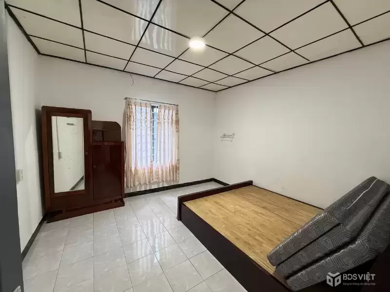 CHO THUÊ NHÀ 1 TRỆT NGAY CHƠ MÊ LINH. P 9. ĐÀ LAT