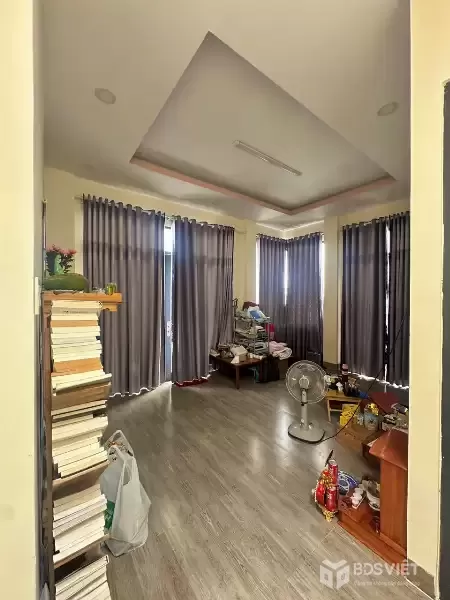 Nhà 3 tầng kiên cố gần KĐT Vĩnh Điềm Trung – sân đậu 2 ô tô