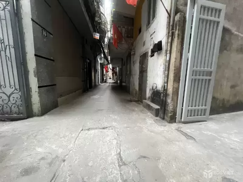 Bán Nhà Ngõ Gốc Đề 36m2. 5 tầng. mặt tiền 4m. giá đẹp 8.6 Tỷ Hai Bà Trưng Hà Nội