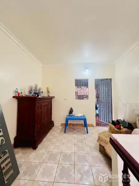 Bán Nhà Tân mai 26/30m2. 4 tầng. mặt tiền 3.8m giá chỉ 7.5 tỷ Hoàng Mai Hà Nội