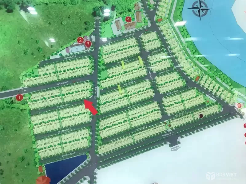 Bán nhà phố liền kề trệt 3 lầu giá cực tốt - khu compound bảo vệ 24\24 full nội thất.