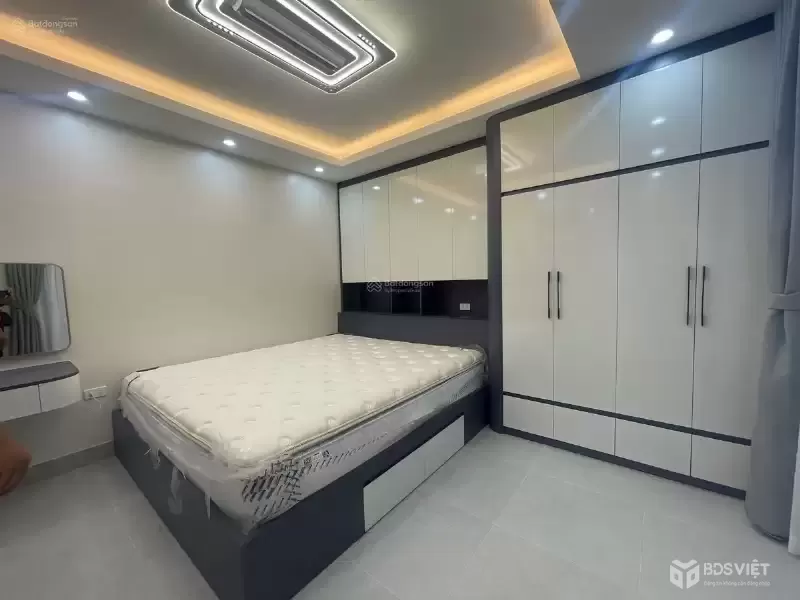 Bán nhà Thái Thịnh 36/62m32. 6 tầng. mặt tiền 3.6m. giá 19.5 tỷ Đống Đa Hà Nội