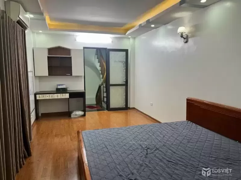 Bán Nhà Tam Trinh 33m2. 5 tầng. mặt tiền 4.1m. giá 7.1 Tỷ Hoàng Mai  Hà Nội