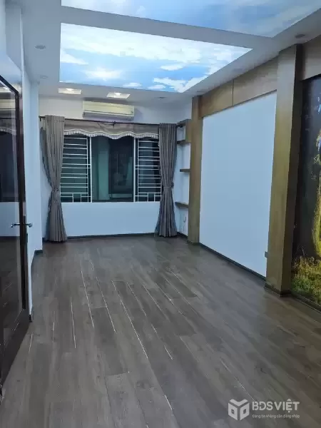 Bán Nhà  Hồ Đắc Di 39m2. 5 tầng. mặt tiền 5.3m. giá 12.6 tỷ Đống Đa Hà Nội