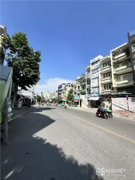 Cho thuê nhà mặt tiền Chu Văn An P. 26 Bình Thạnh 4x20m TL 2L 5PN 4WC giá 30 triệu/tháng

 
Cho thuê nhà mặt tiền Chu Văn An P. 26 Bình Thạnh 4x20m TL 2L 5PN 4WC giá 30 triệu/tháng

 
Cho thuê nhà mặt tiền Chu Văn An P. 26 Bình Thạnh 4x20m TL 2