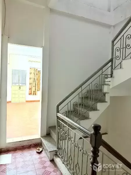 Bán Nhà  Thái Hà 59m2.  4 tầng, mặt tiền 3.2m. giá 15 Tỷ Đống Đa Hà Nội