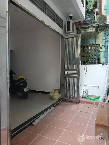 Bán Nhà  Đường Láng 58m2. 5 tầng. mặt tiền 4m. giá 12.6 tỷ Đống Đa Hà Nội