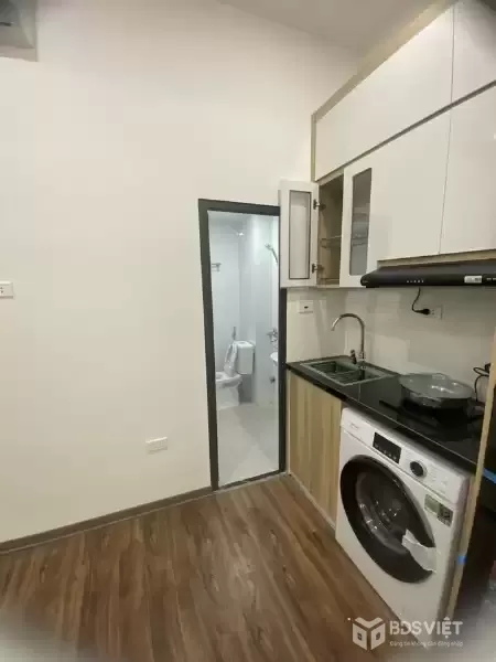 Bán Nhà  Đường Láng 58m2. 5 tầng. mặt tiền 4m. giá 12.6 tỷ Đống Đa Hà Nội