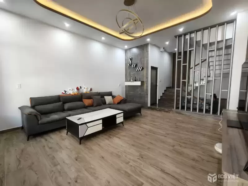 CHO THUÊ NHÀ NGUYÊN CĂN PHÙ ĐỔNG THIÊN VƯƠNG P8 ĐÀ LẠT - 5PN