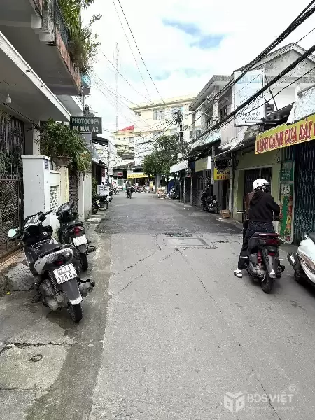 Bán nhà mặt tiền Ngã 7 trung tâm Nha Trang – đường Núi Một – 3 tầng 1 tum – giá 10,5 tỷ