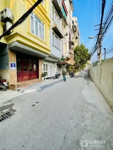 bán nhà tập thể viện E tầng 1 trần cung 50m 2,98 tỷ 10m ô tô tránh 2 mặt ngõ