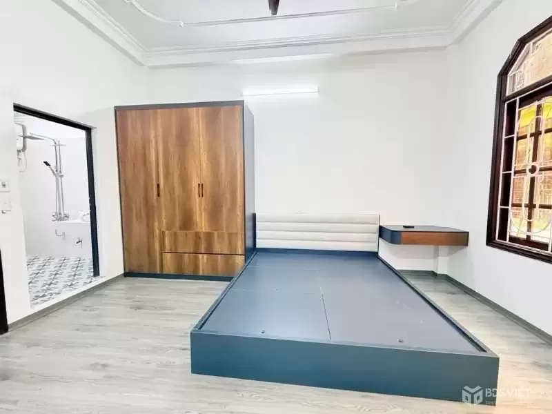 thụy khuê DT 36m x MT 4m2 -5 tầng dân xây 7,99 tỷ 2 thoáng,ngõ thông hồ tây